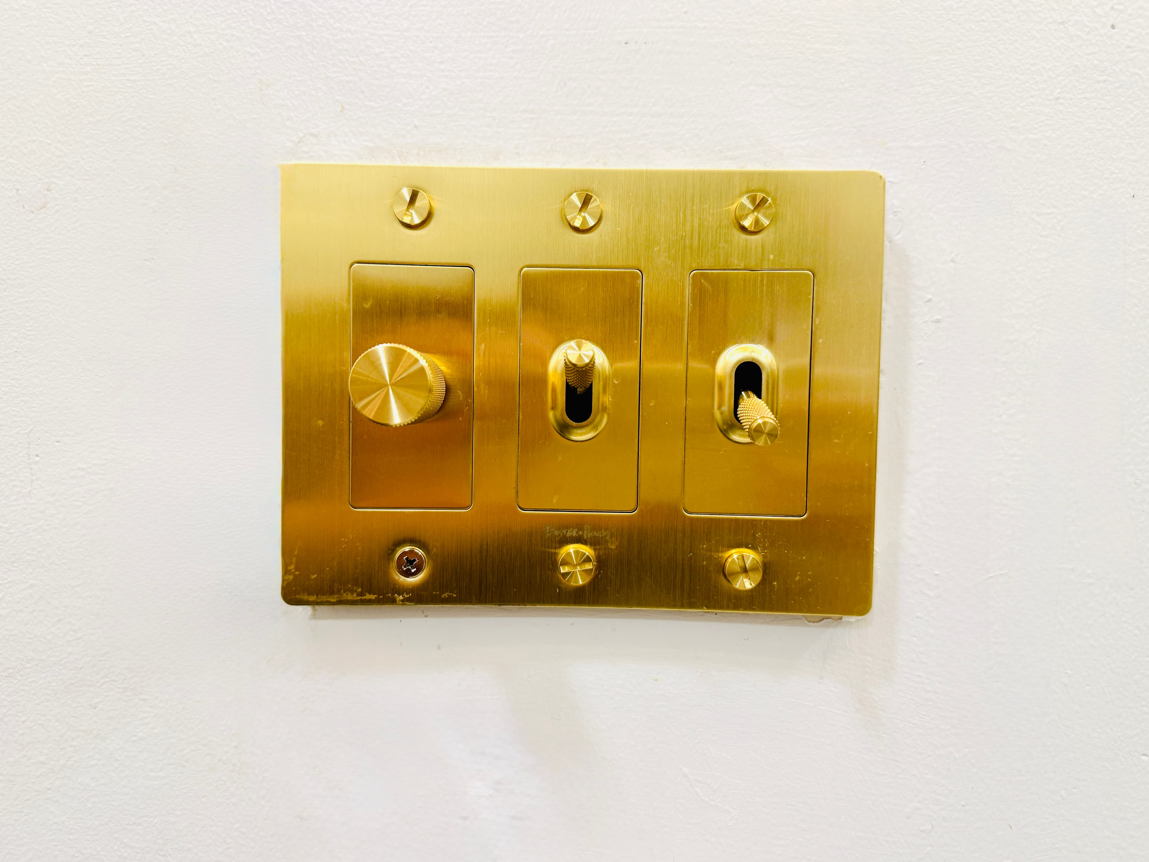 20649 Yeandle Ave — photo 1